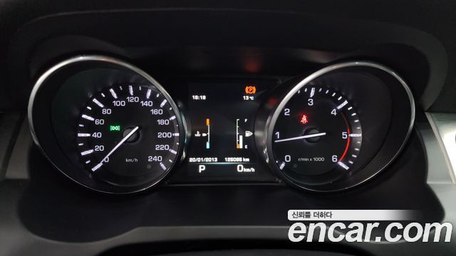 Land Rover Range Rover Evoque 2.2 SD4 Pure 2015 — фото 8