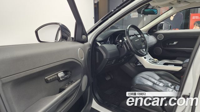 Land Rover Range Rover Evoque 2.2 SD4 Pure 2015 — фото 10
