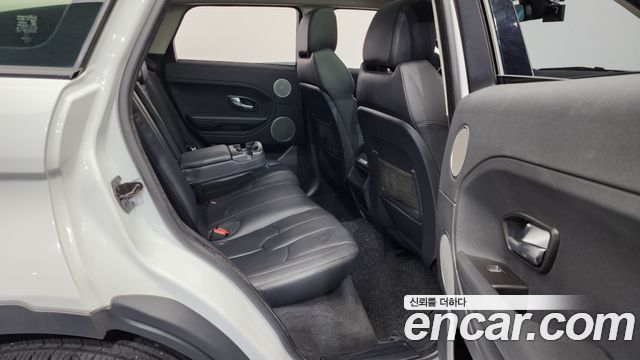Land Rover Range Rover Evoque 2.2 SD4 Pure 2015 — фото 12