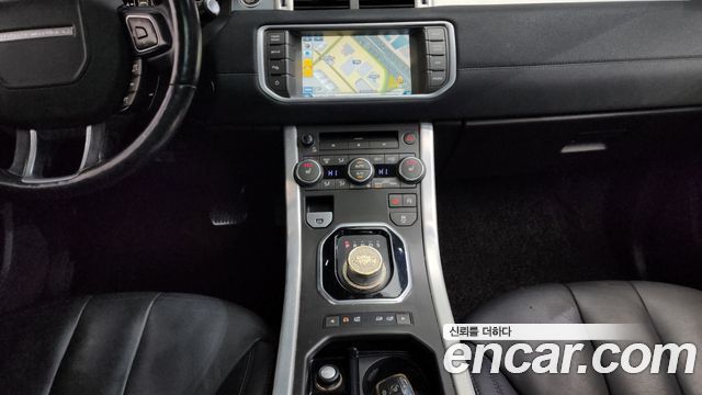 Land Rover Range Rover Evoque 2.2 SD4 Pure 2015 — фото 14