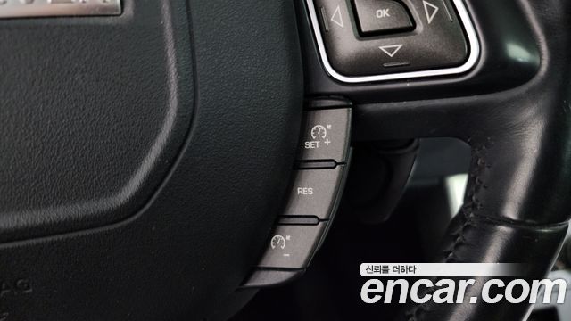 Land Rover Range Rover Evoque 2.2 SD4 Pure 2015 — фото 18