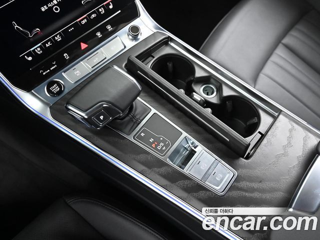 Audi A6 (C8) 45 TFSI Premium 2023 — фото 9