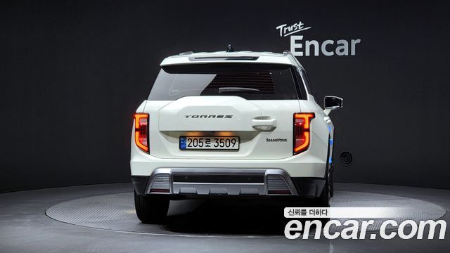 KG Mobility (SsangYong) Torres Gasoline 1.5 2WD T7 2023 — фото 4