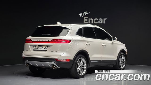 Lincoln MKC 2.0 AWD 2017 — фото 2