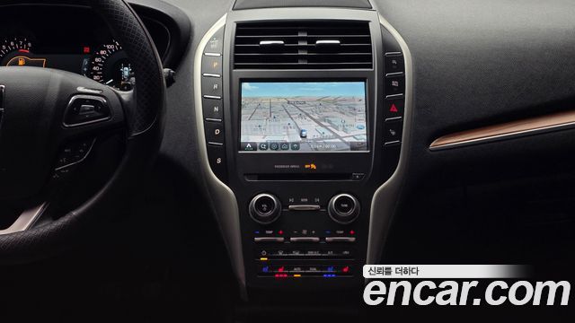 Lincoln MKC 2.0 AWD 2017 — фото 14