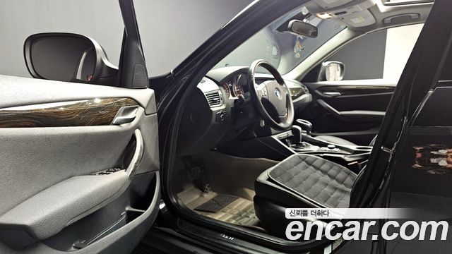 BMW X1 (E84) xDrive 20d 2011 — фото 12