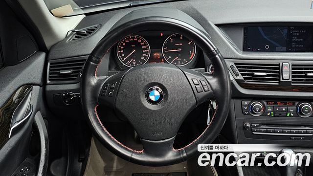 BMW X1 (E84) xDrive 20d 2011 — фото 14