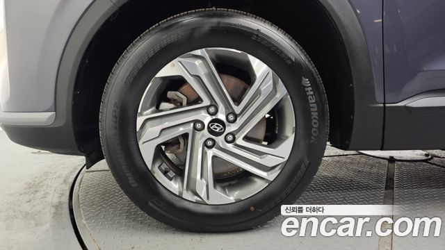 Hyundai Santa Fe Gasoline 2.5T 2WD Exclusive 2023 — фото 5