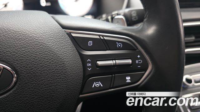 Hyundai Santa Fe Diesel 2.2 2WD Prestige 2021 — фото 18