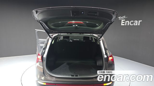 Hyundai Santa Fe Diesel 2.2 2WD Prestige 2021 — фото 20