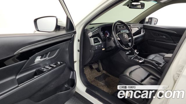 KG Mobility (SsangYong) Beautiful Korando Diesel 1.6 2WD C5 2022 — фото 10