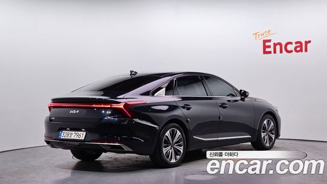 Kia K8 2.5 Gasoline 2WD Signature 2022 — фото 2