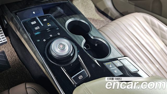 Kia K8 2.5 Gasoline 2WD Signature 2022 — фото 9