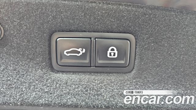 Kia K8 2.5 Gasoline 2WD Signature 2022 — фото 20