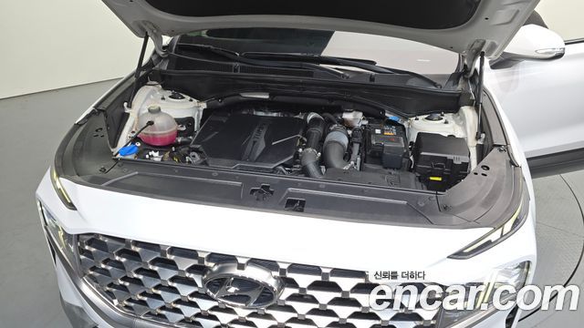 Hyundai Santa Fe Gasoline 2.5T 2WD Prestige 2023 — фото 6