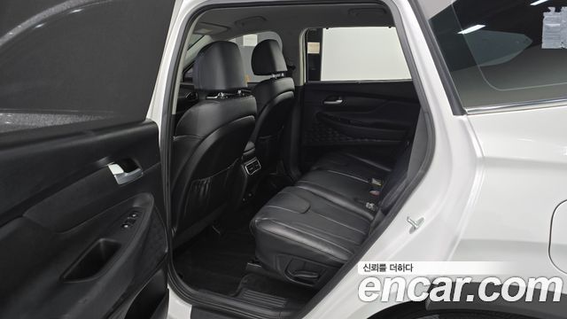 Hyundai Santa Fe Gasoline 2.5T 2WD Prestige 2023 — фото 11