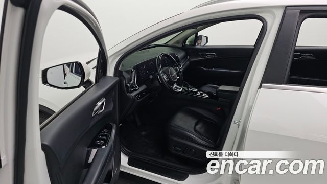 Kia Sportage (V) Diesel 2.0 2WD Nobleless 2022 — фото 10