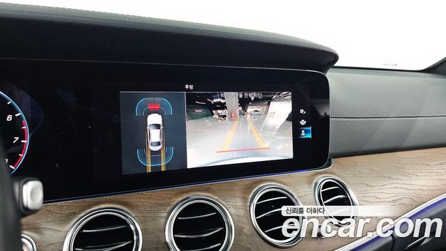 Mercedes-Benz E-Class (W213) E250 Exclusive 2021 — фото 16