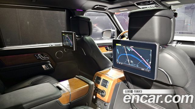 Land Rover Range Rover (IV) 5.0 SC AB LWB 2018 — фото 17