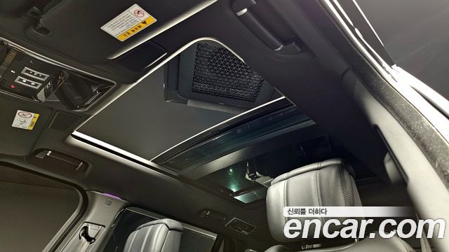 Land Rover Range Rover (IV) 5.0 SC AB LWB 2018 — фото 18