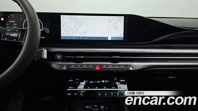 Hyundai Grandeur (GN7) 2,5 Gasoline 2WD Premium 2023 — фото 15