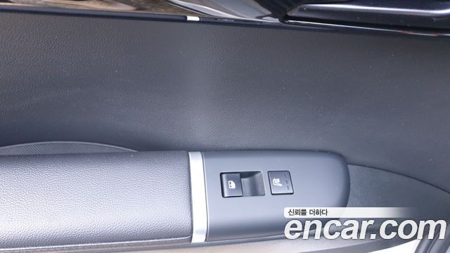 Hyundai Grandeur (GN7) 3.5 LPG 2WD (Taxi) Deluxe 2023 — фото 20
