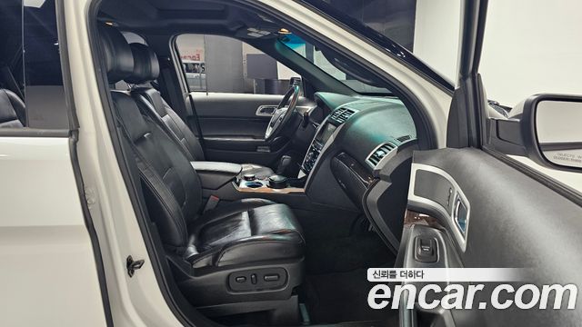 Ford Explorer 3.5 Limited 4WD 5th 2014 — фото 10