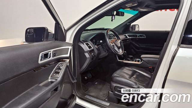 Ford Explorer 3.5 Limited 4WD 5th 2014 — фото 11