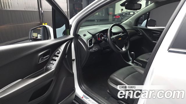 Chevrolet Trax 1.4 Premier 2020 — фото 10
