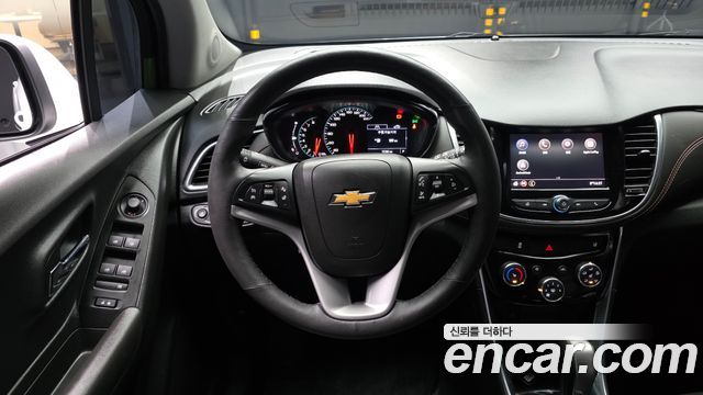 Chevrolet Trax 1.4 Premier 2020 — фото 13