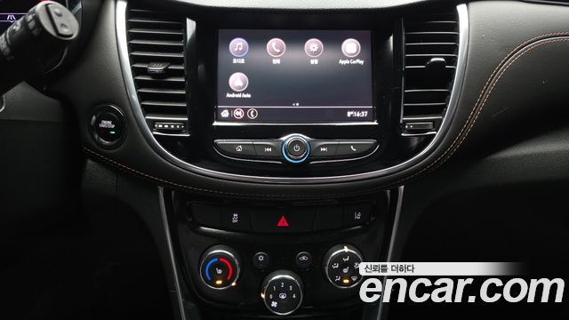 Chevrolet Trax 1.4 Premier 2020 — фото 14