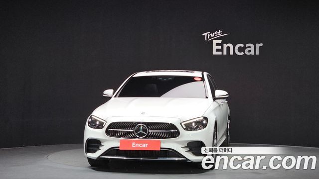 Mercedes-Benz E-Class (W213) E220d 4MATIC AMG Line 2023 — фото 3