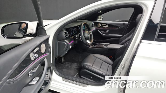 Mercedes-Benz E-Class (W213) E220d 4MATIC AMG Line 2023 — фото 10