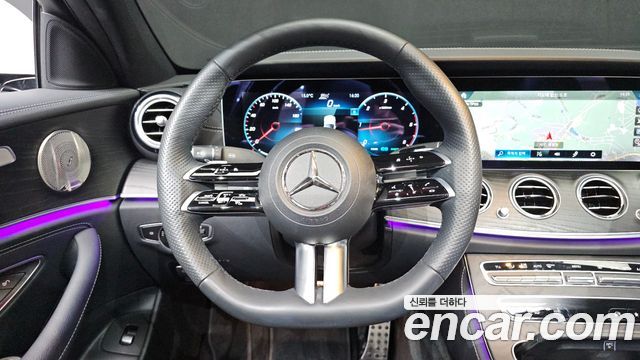 Mercedes-Benz E-Class (W213) E220d 4MATIC AMG Line 2023 — фото 15