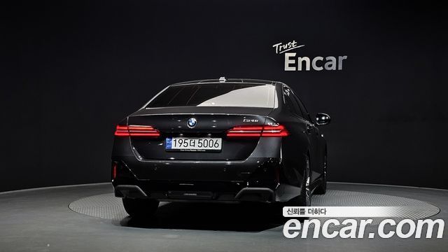BMW 5 Series (G60) 520i M Sport 2024 — фото 4