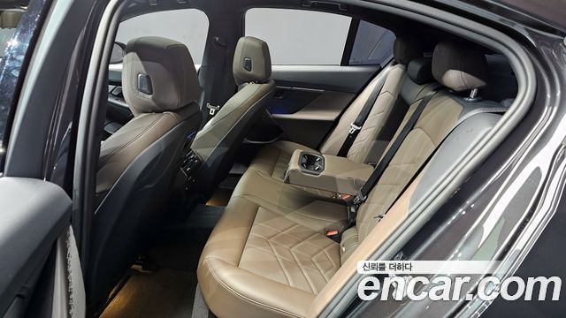 BMW 5 Series (G60) 520i M Sport 2024 — фото 17