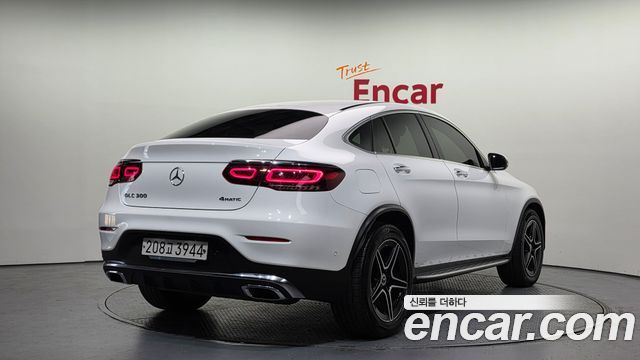 Mercedes-Benz GLC-Class (X253) GLC300 4MATIC Premium Coupe 2020 — фото 2