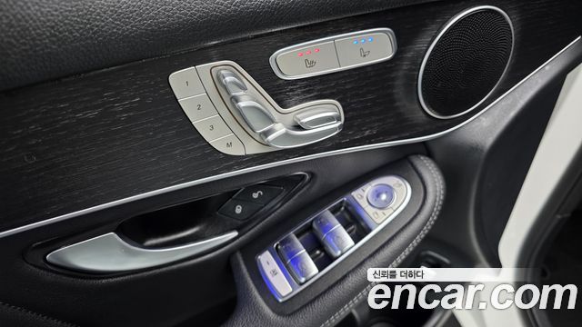 Mercedes-Benz GLC-Class (X253) GLC300 4MATIC Premium Coupe 2020 — фото 18