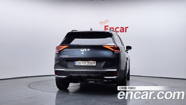 Kia Sportage (V) Diesel 2.0 2WD Nobleless Gravity 2022 — фото 4