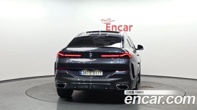 BMW X6 (G06) xDrive40i M Sport 2022 — фото 4