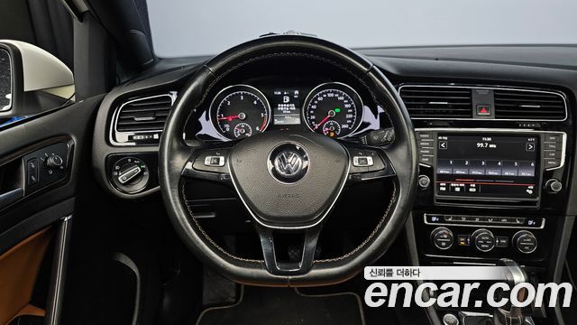 Volkswagen Golf (VII) 2.0 TDI 40th Edition 2015 — фото 16