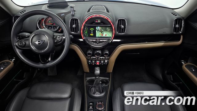 MINI Cooper Countryman HIGH 2nd 2019 — фото 7