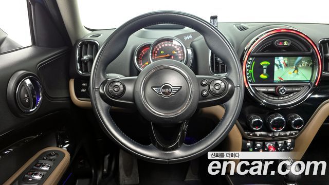 MINI Cooper Countryman HIGH 2nd 2019 — фото 17