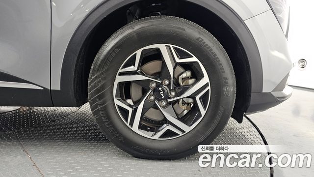 Kia Sportage (V) Diesel 2.0 2WD Prestige 2022 — фото 5