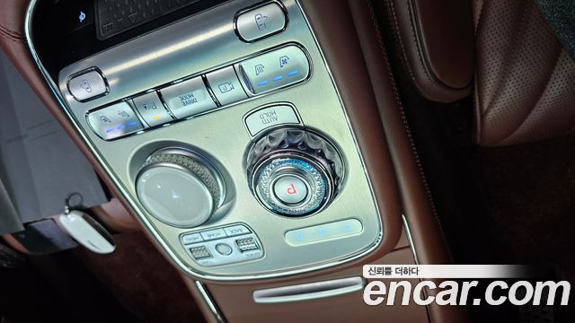 Genesis G90 (RS4) Gasoline 3.5 Turbo AWD 2022 — фото 9