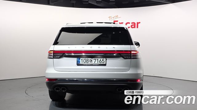 Lincoln Aviator (II) 3.0 Reserve  AWD 2022 — фото 4