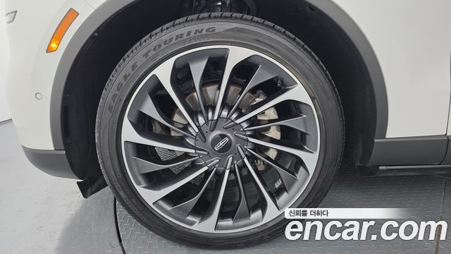 Lincoln Aviator (II) 3.0 Reserve  AWD 2022 — фото 5