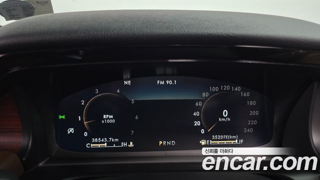 Lincoln Aviator (II) 3.0 Reserve  AWD 2022 — фото 8