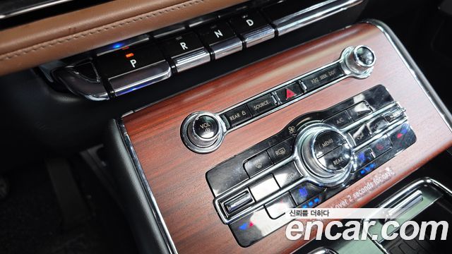 Lincoln Aviator (II) 3.0 Reserve  AWD 2022 — фото 9