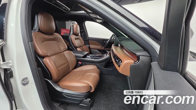 Lincoln Aviator (II) 3.0 Reserve  AWD 2022 — фото 10